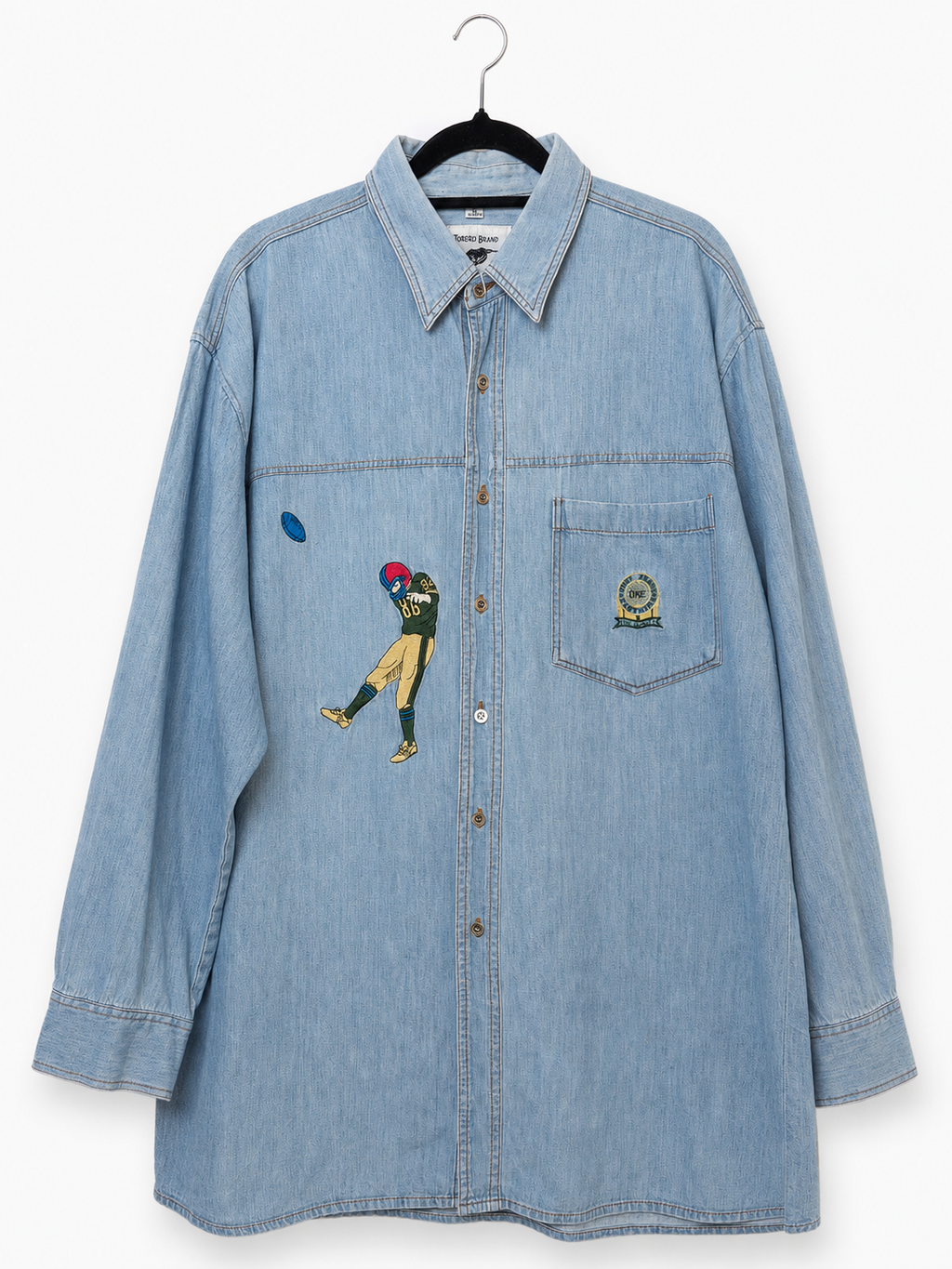 Vintage Torero Brand Jeanshemd Hellblau mit Football-Stickerei – Vorderseite